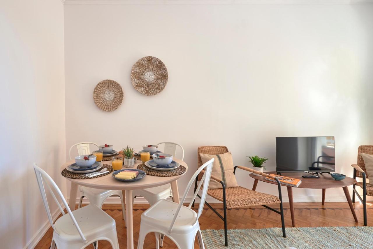 Appartamento Enjoy The Sunny Balcony, By Timecooler Lisbona Esterno foto