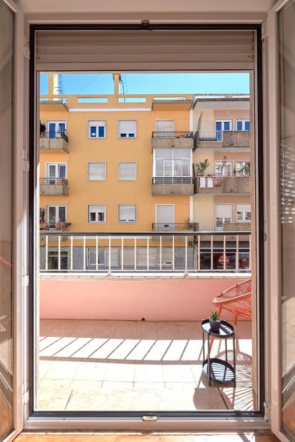 Appartamento Enjoy The Sunny Balcony, By Timecooler Lisbona Esterno foto
